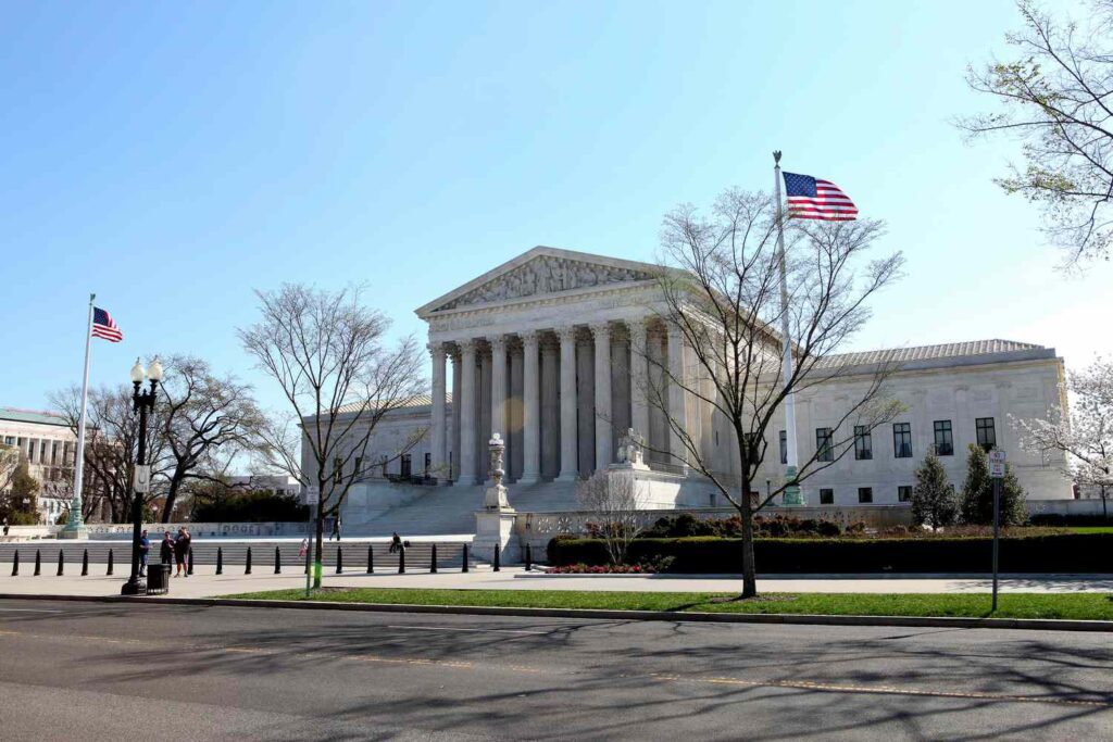 The supreme court building in washington, dc.